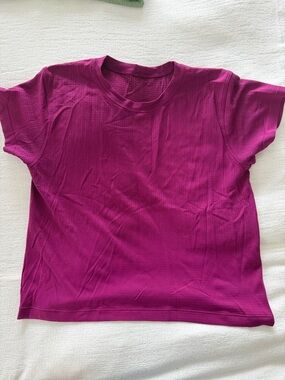 lululemon athletica Short Sleeve Mesh Workout Tee in Magenta
